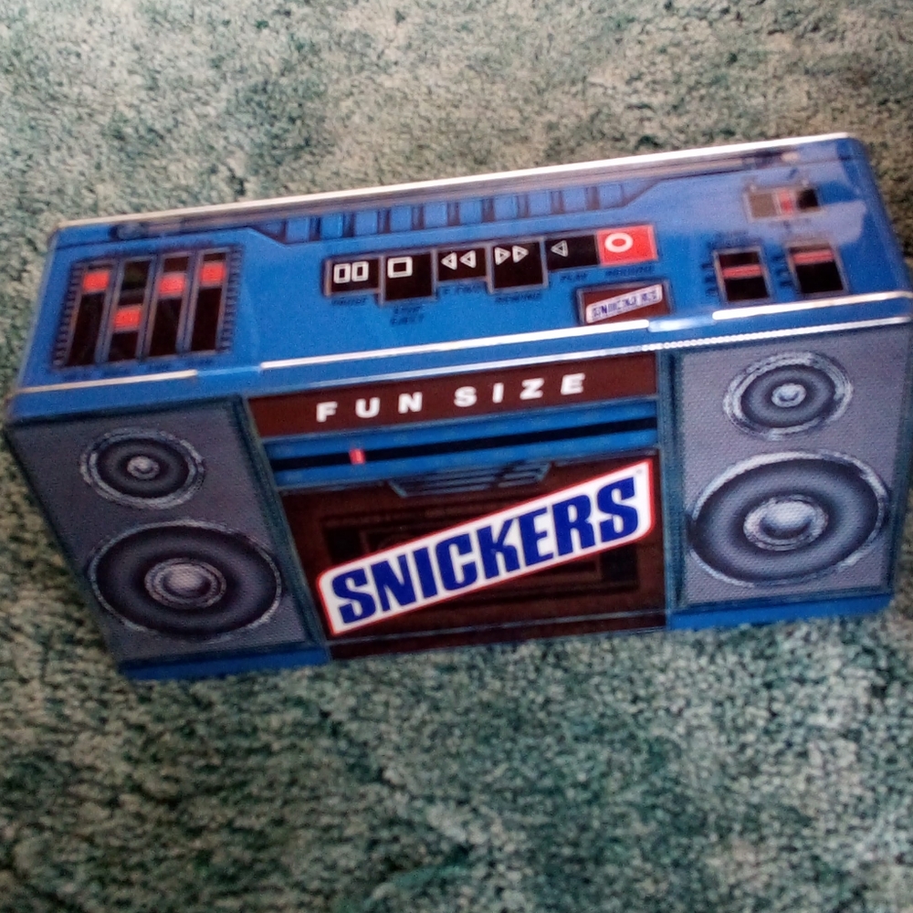 1990 Snickers Boom Box Tin